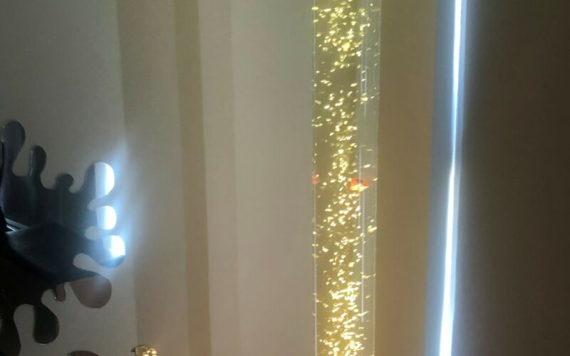 Tube light